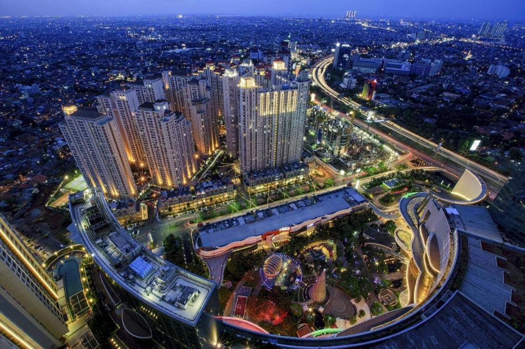 Hotel 88 Grogol By Wh Jakarta Bagian luar foto