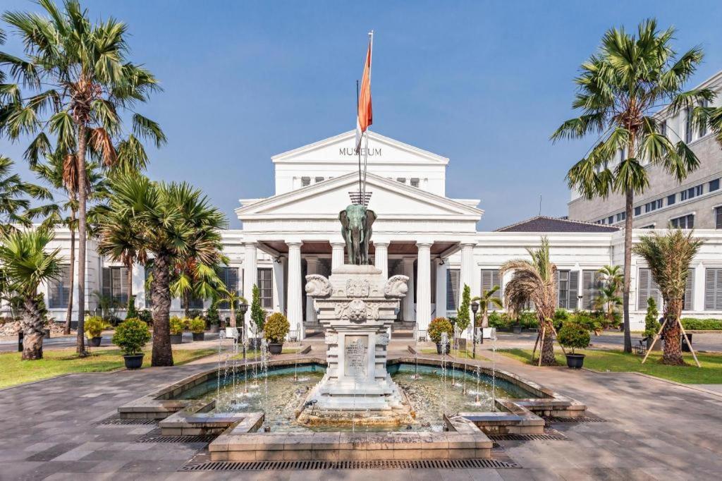Hotel 88 Grogol By Wh Jakarta Bagian luar foto